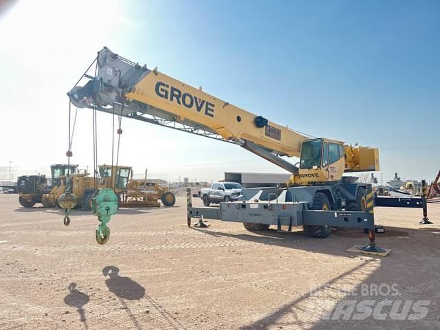 Grove  Кранове за тежък терен
