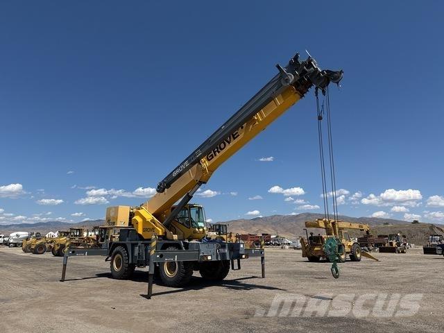 Grove RT535E Кранове за тежък терен