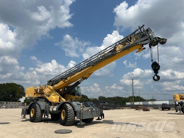 Grove RT700E Кранове за тежък терен