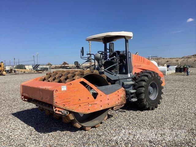 Hamm H11i P Еднобарабанни ролки
