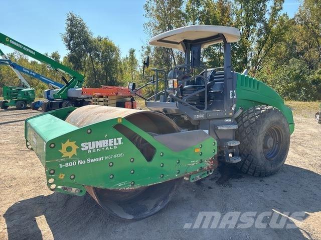 Hamm H11iX Еднобарабанни ролки

