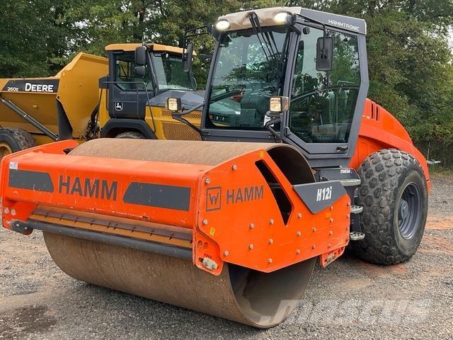 Hamm H12i Еднобарабанни ролки
