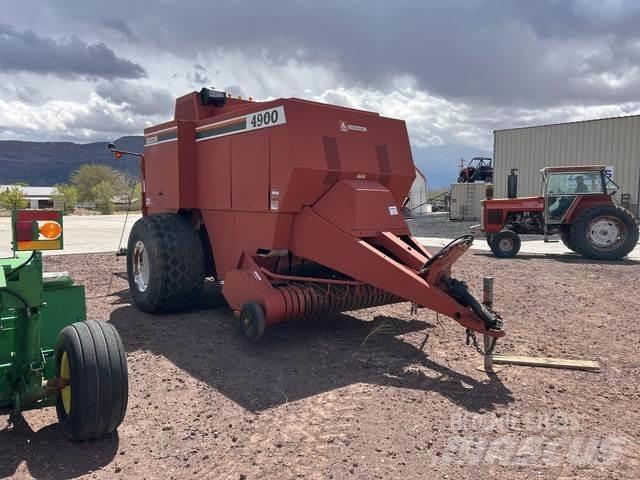 Hesston 4900 Балопреси квадратни

