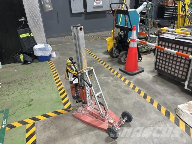 Hilti DD-250E Бормашини