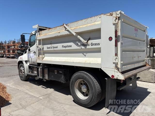 Hino  Самосвал