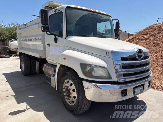Hino  Самосвал