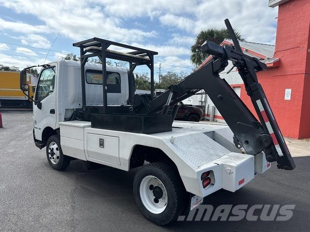 Hino 155 Автомобили за пътна помощ