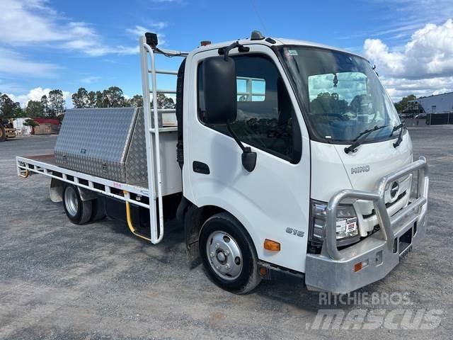 Hino 300 Бордови