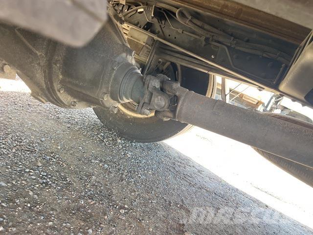 Hino 300 616 С температурен контрол