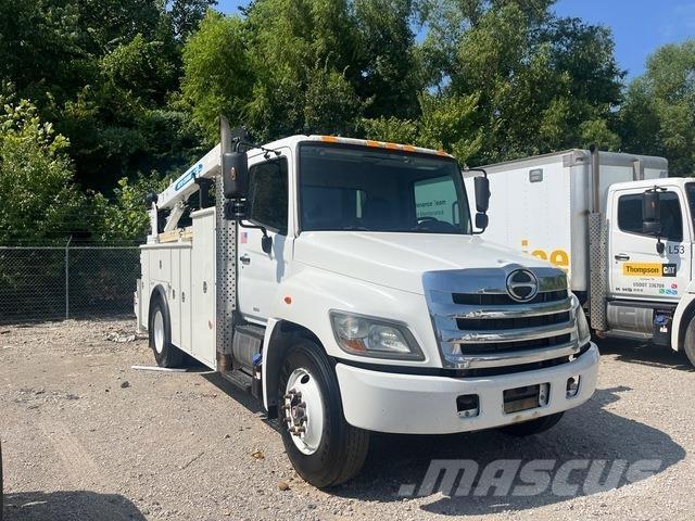 Hino 338 Общински/универсални превозни средства

