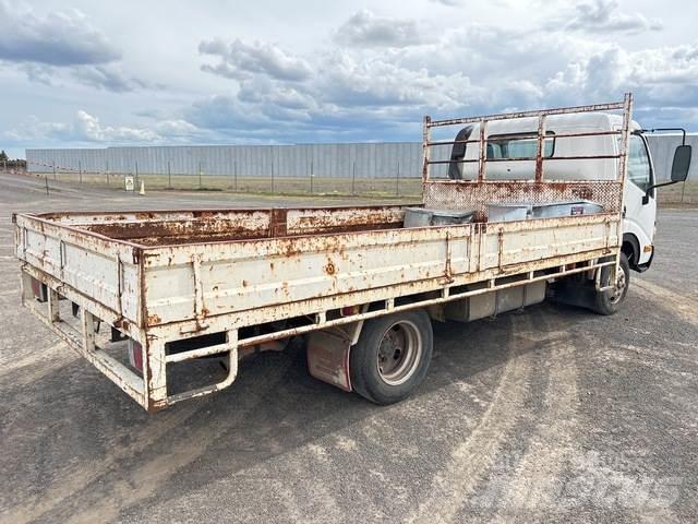 Hino Dutro Бордови