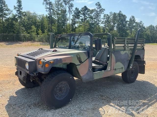  HMMWV M1152 Пикапи