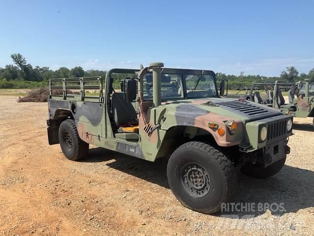  HMMWV M1152 Пикапи