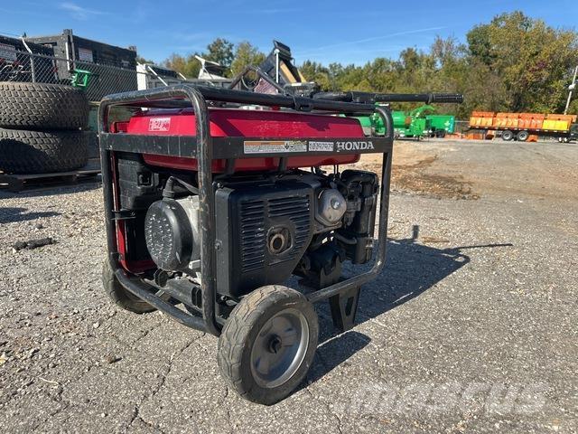 Honda EB 5000X Дизелови генератори
