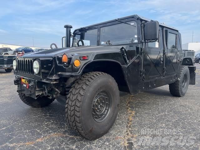 Hummer M11 Пикапи