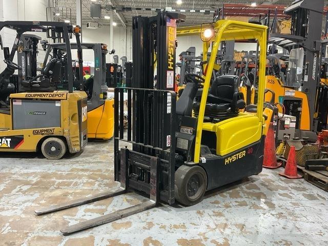 Hyster  Електрически вилични кари-повдигачи