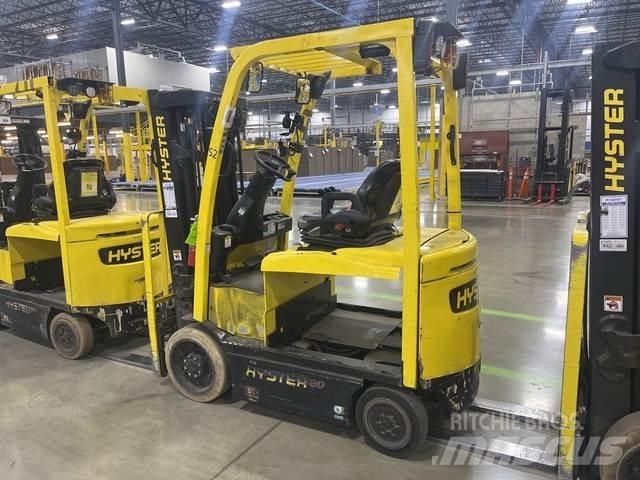 Hyster E50XN Електрически вилични кари-повдигачи