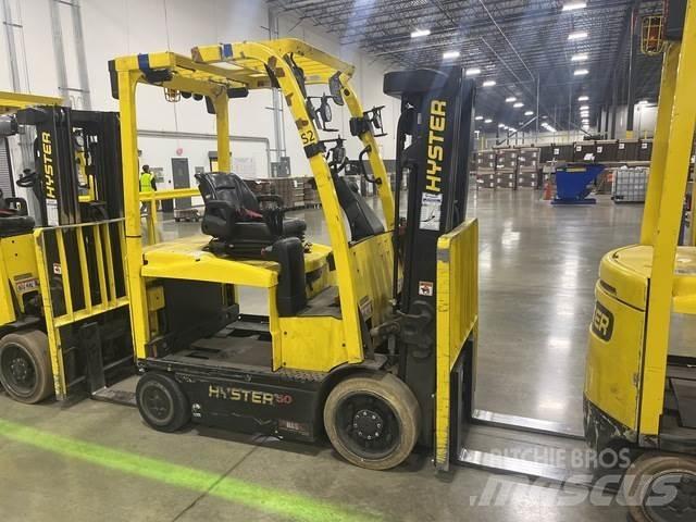 Hyster E50XN Електрически вилични кари-повдигачи