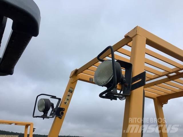 Hyster E65Z-40 Електрически вилични кари-повдигачи
