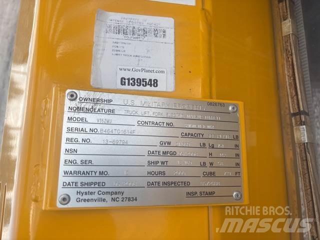 Hyster V30ZMU Машини за комисиониране средноповдигачи
