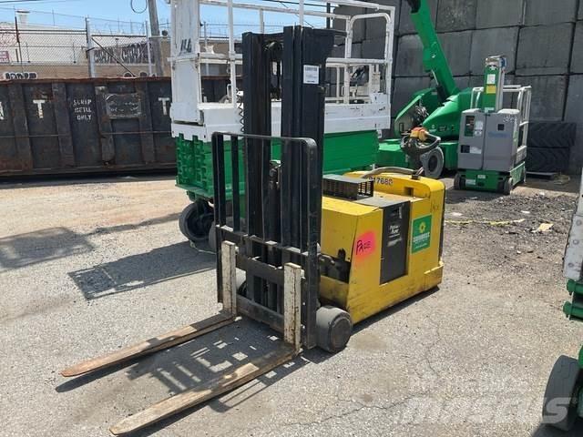 Hyster W30ZC Самоходни товарачи