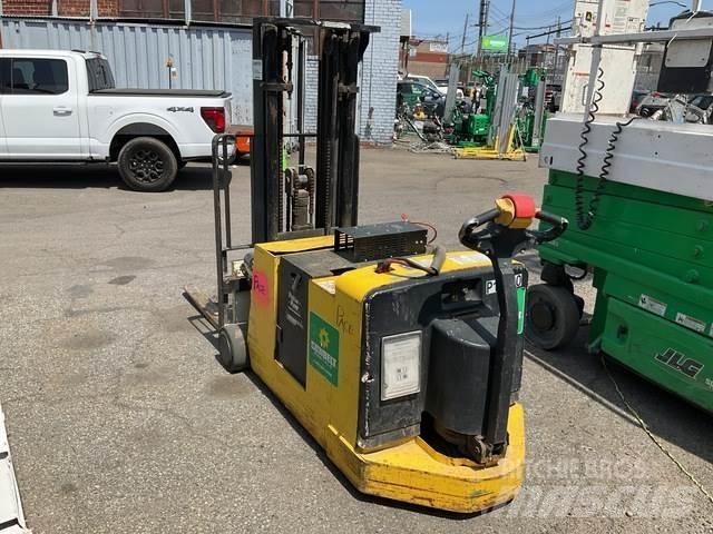 Hyster W30ZC Самоходни товарачи
