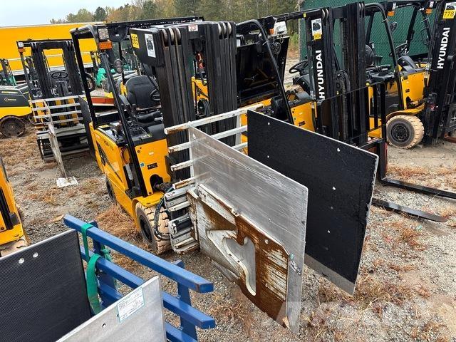 Hyundai 25B-9U Електрически вилични кари-повдигачи