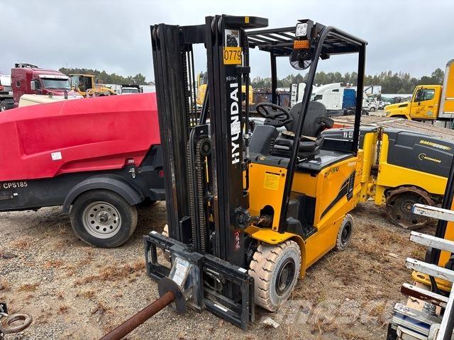 Hyundai 25B-9U Електрически вилични кари-повдигачи