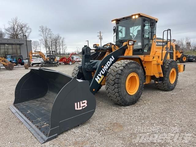 Hyundai HL960A Колесни товарачи