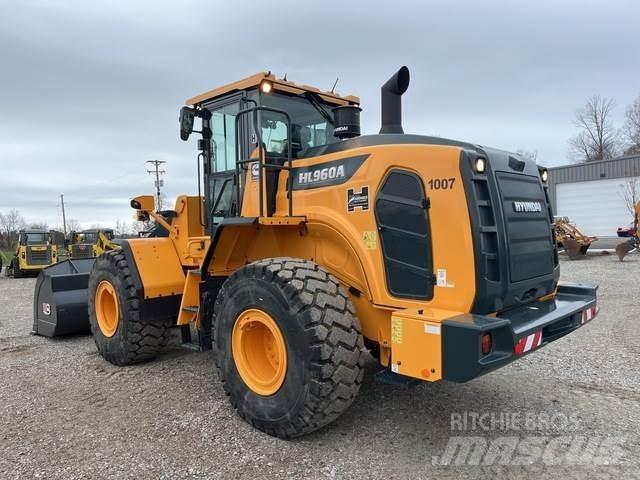 Hyundai HL960A Колесни товарачи