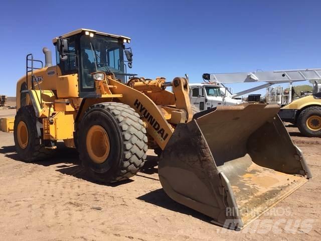 Hyundai HL975 Колесни товарачи