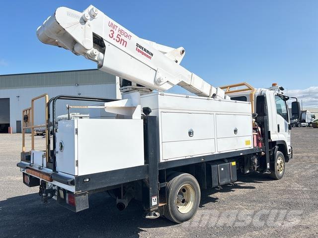 Isuzu FRR600 Моторизирани платформи с талига