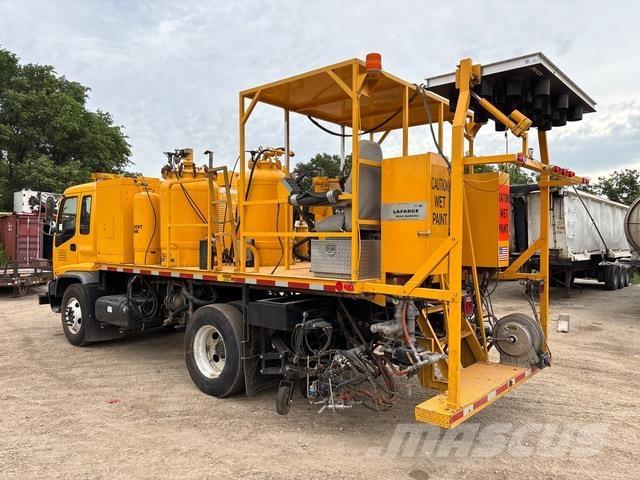 Isuzu FTR Общински/универсални превозни средства
