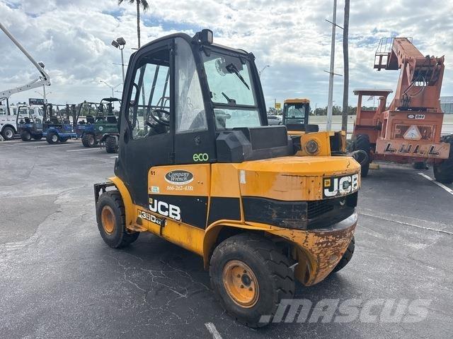 JCB 35D 4X4 T4 Телескопични товарачи