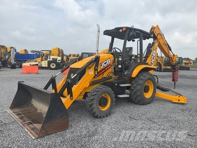 JCB 3CXR14L4CE Товарач със заден ексватор