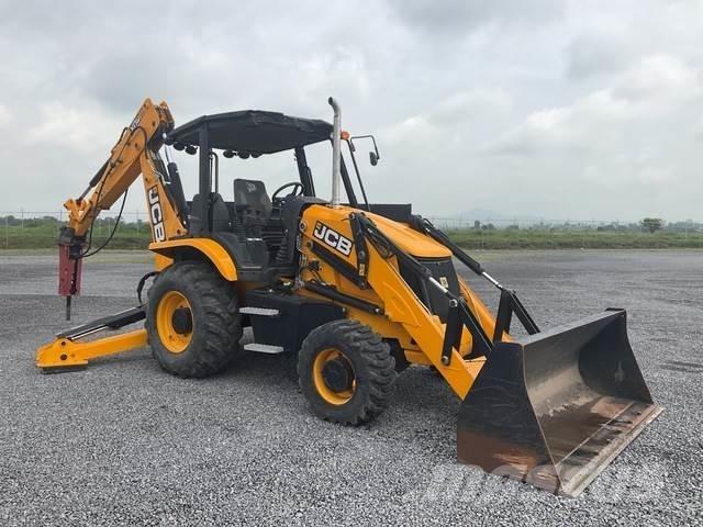 JCB 3CXR14L4CE Товарач със заден ексватор