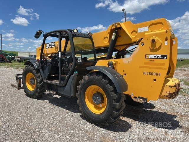 JCB 507-42 Телескопични товарачи