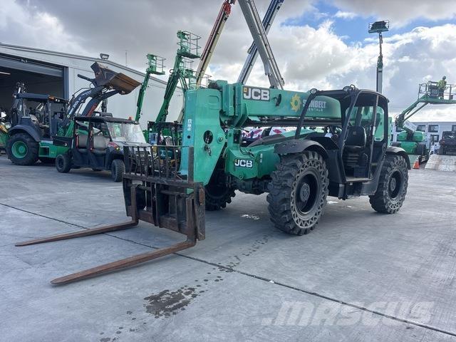 JCB 507-42 Телескопични товарачи