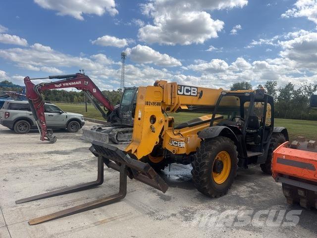 JCB 510-42 Телескопични товарачи