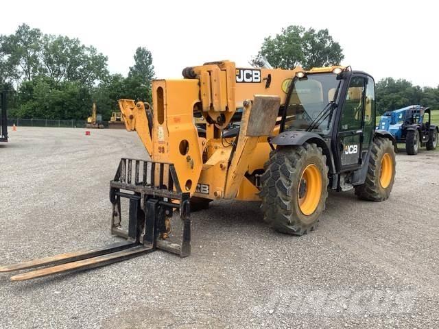 JCB 512-56 Телескопични товарачи