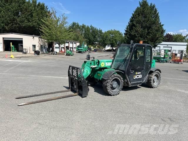 JCB 525-60T4 Телескопични товарачи