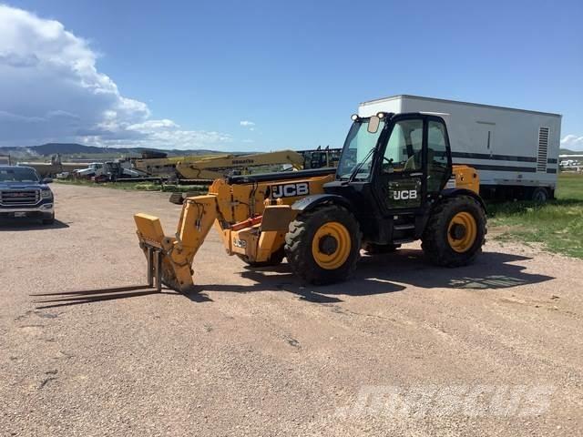 JCB 535-140 Телескопични товарачи