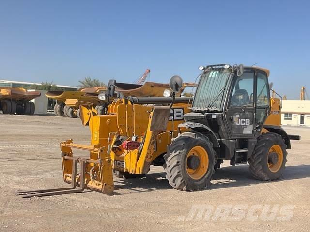 JCB 540-170 Телескопични товарачи