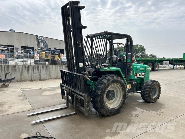 JCB 930 Камиони за херавни местности