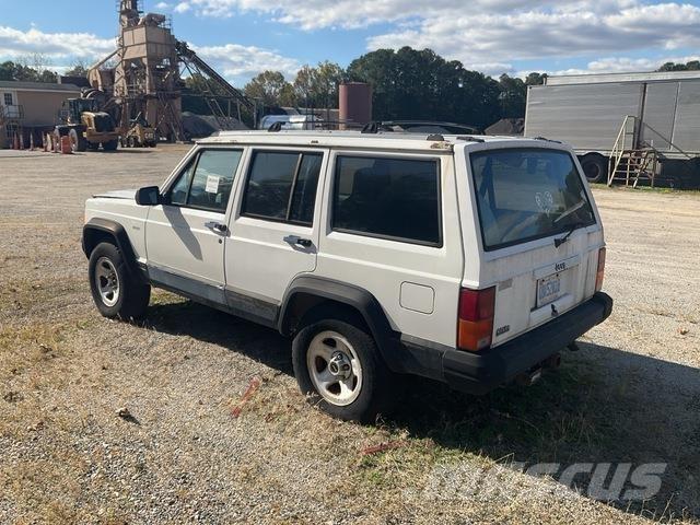 Jeep Cherokee Коли