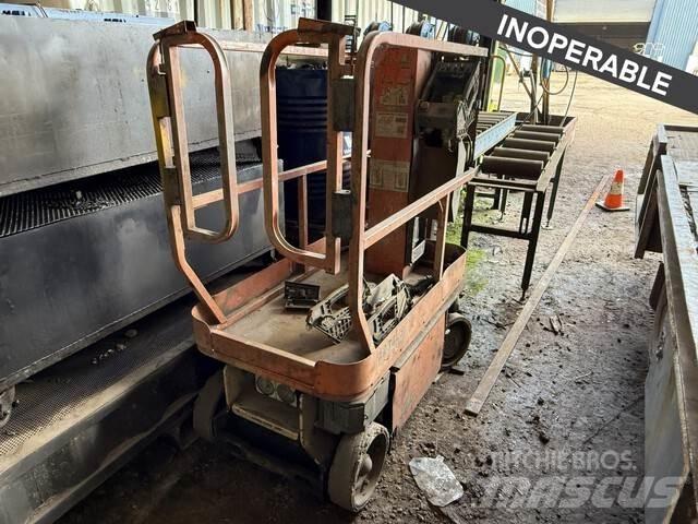 JLG  Вертикални мачтови повдигачи
