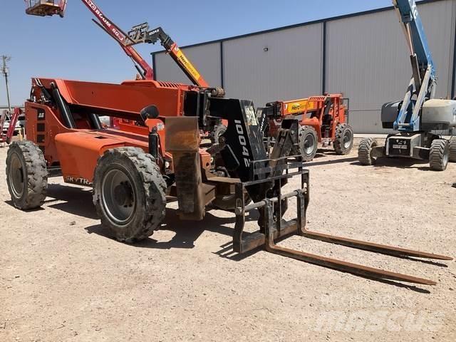 JLG 10042 Телескопични товарачи
