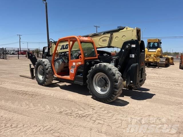 JLG 1043 Телескопични товарачи