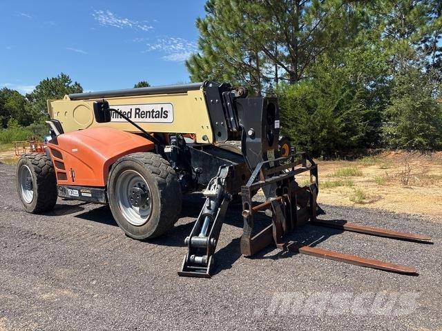 JLG 1055 Телескопични товарачи