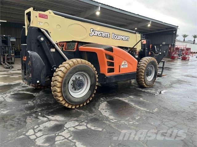 JLG 1055 Телескопични товарачи